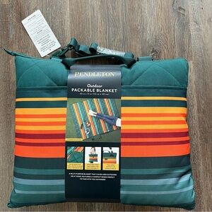 Pendleton Outdoor Packable Blanket - Green and Orange